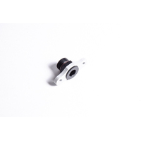 Radium FPD Adapter 8AN ORB/11mm Bore/42mm Spacing/M6 - Nissan 350Z 03-07/Skyline V35 (VQ35DE)