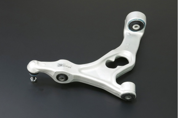 FRONT LOWER CONTROL ARM PORSCHE CAYENNE '02-18 VOLKSWAGEN TOUAREG '02-18/ AUDI Q7 '05-15
